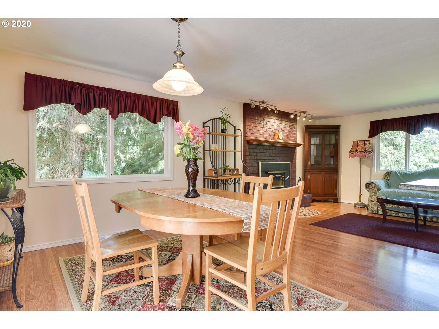 17174 South Potter Road Oregon City, OR 97045 - Photo 9 of 32 Gallery Image 9