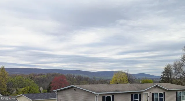 $145,000 | 3 Hawthorne Lane, Hamburg, PA 19526