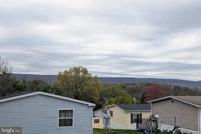 $145,000 | 3 Hawthorne Lane, Hamburg, PA 19526