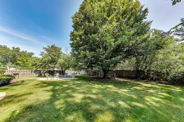 a picture of a floor plan