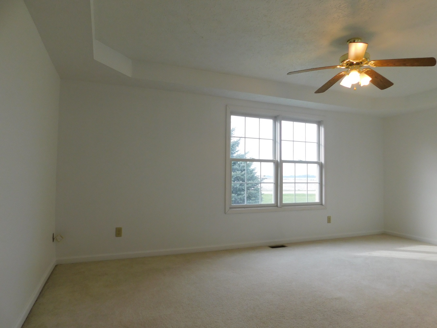 5064 County Line Road Mentone, IN 46539 - Photo 10 of 12