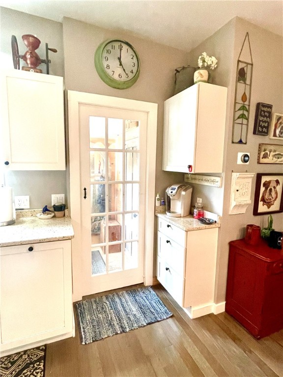 4226 Post Road Warwick, RI 02818 - Photo 8 of 46
