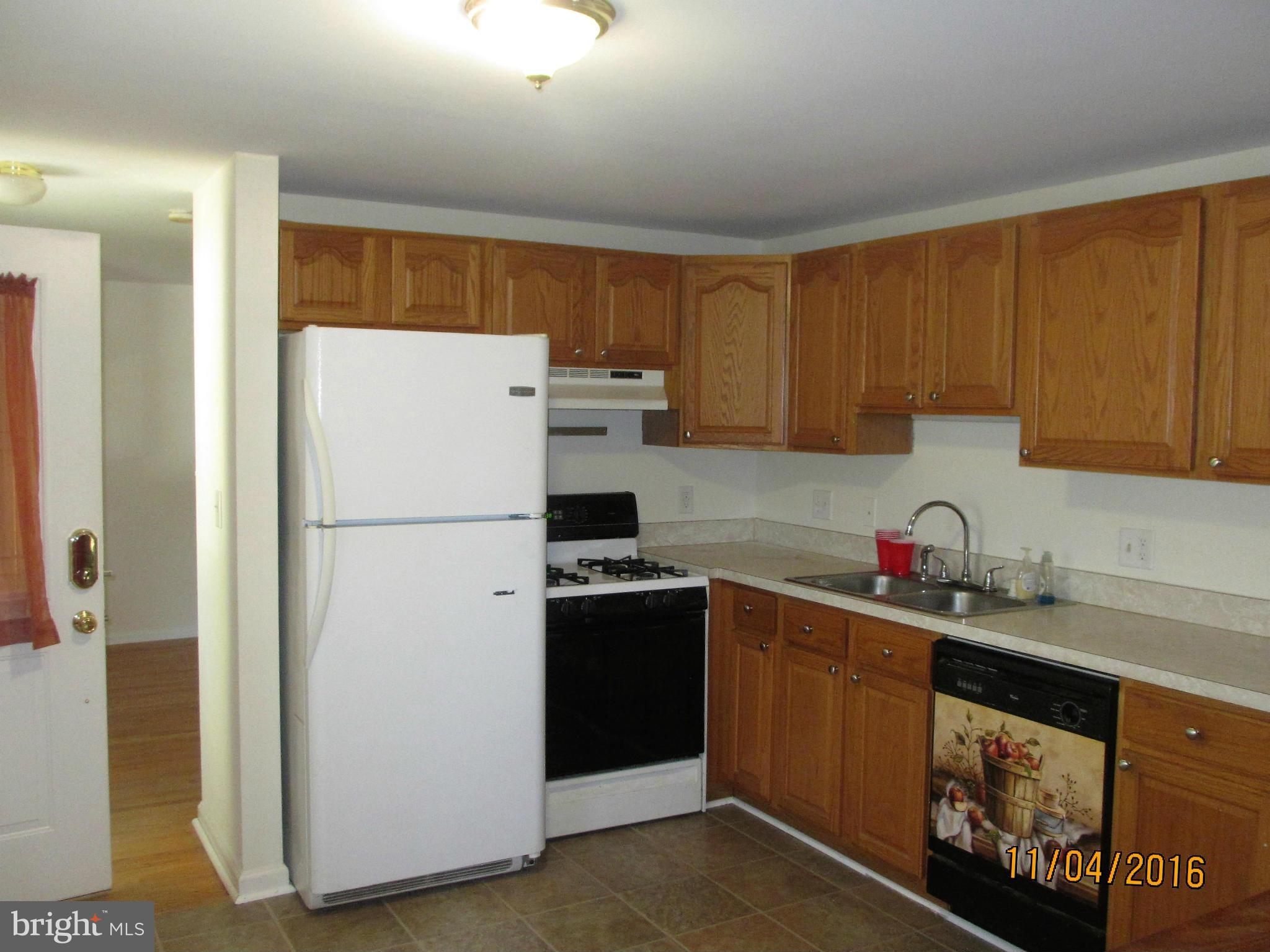 646 Hornbeam Road Edgewood, MD 21040 - Photo 4 of 17 Kitchen