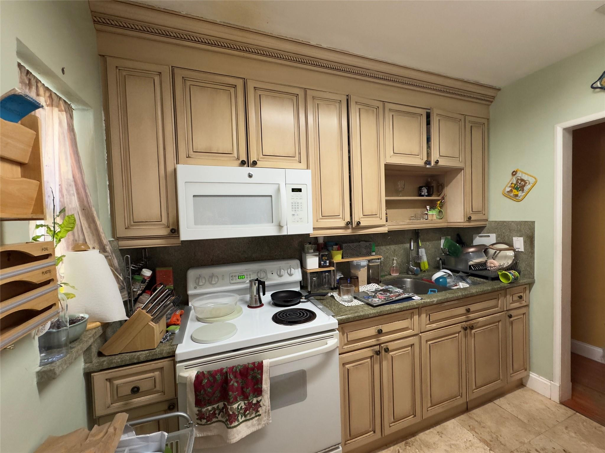 7370 Southwest 19th Street Road Miami, FL 33155 - Photo 15 of 17 Photo 15