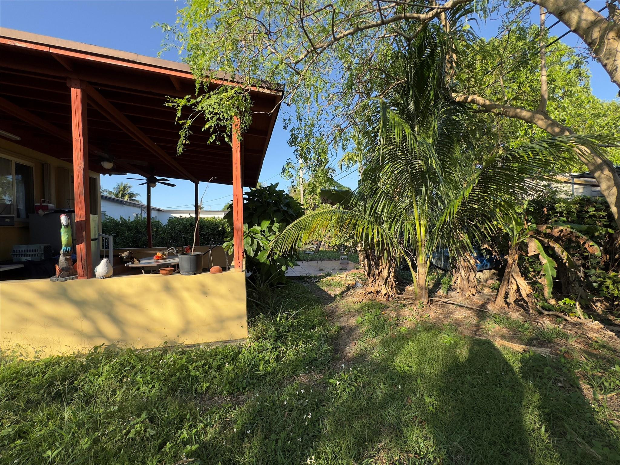 7370 Southwest 19th Street Road Miami, FL 33155 - Photo 8 of 17 Photo 8