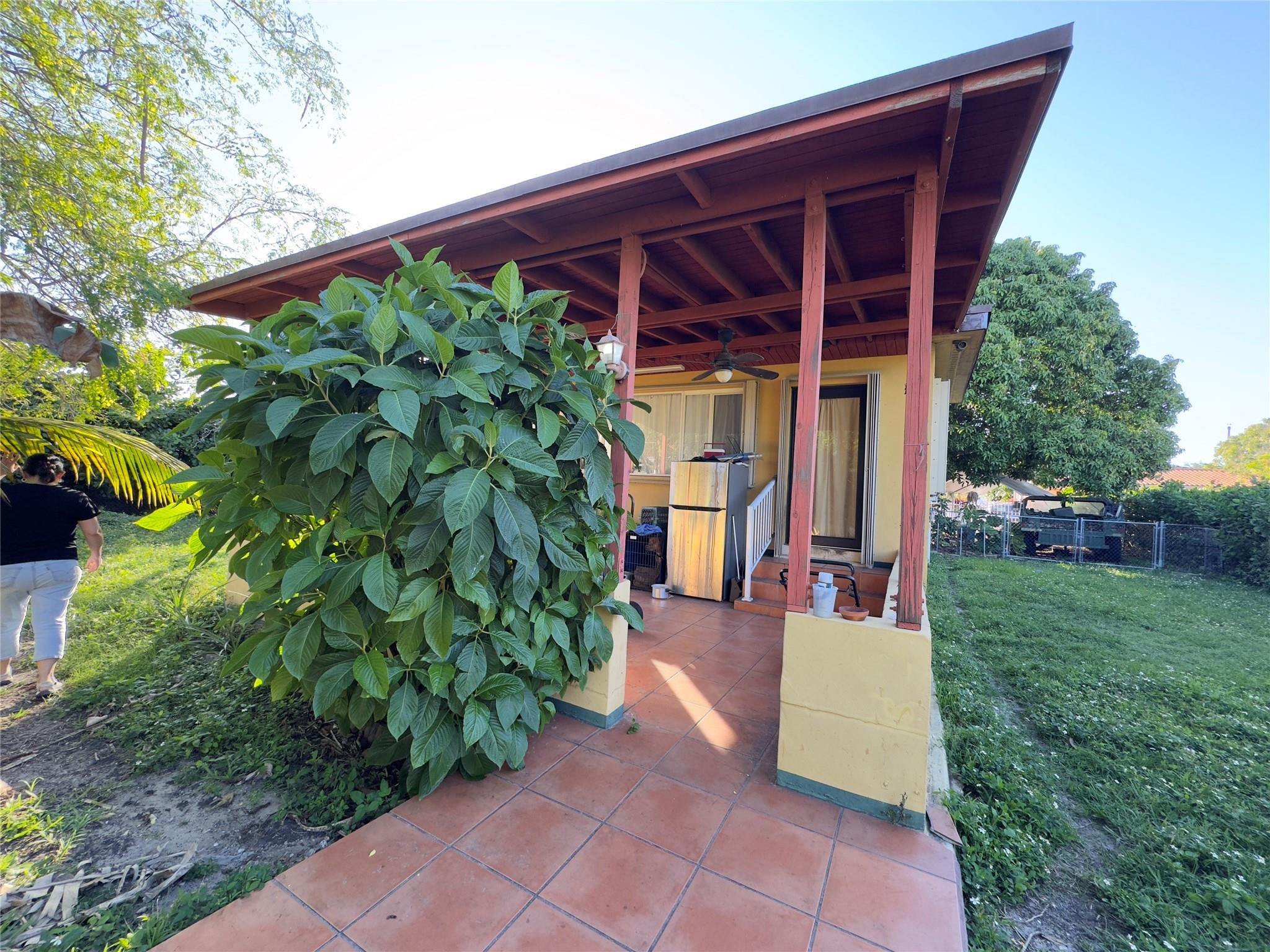 7370 Southwest 19th Street Road Miami, FL 33155 - Photo 10 of 17 Photo 10