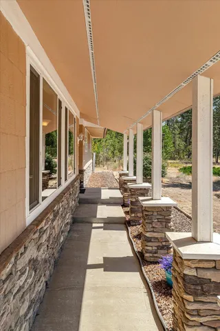 $585,000 | 7621 East Hamilton Road, Chattaroy, WA 99003