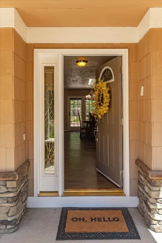 $585,000 | 7621 East Hamilton Road, Chattaroy, WA 99003