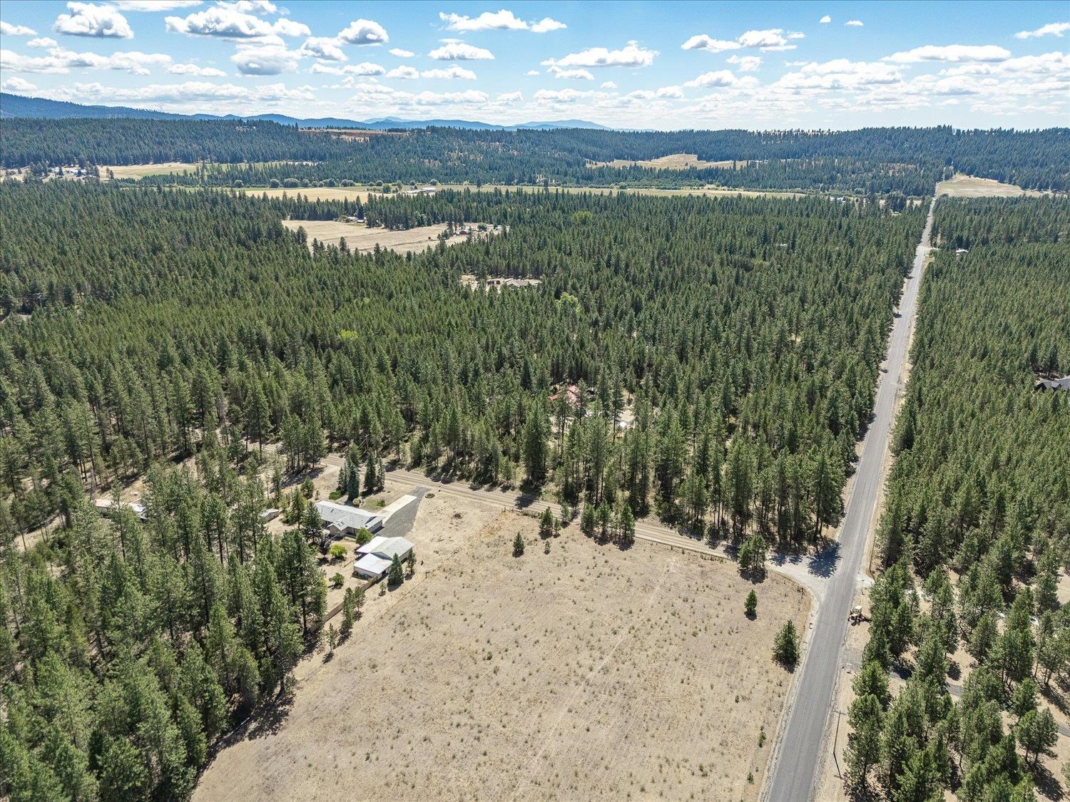 7621 East Hamilton Road Chattaroy, WA 99003 - Photo 48 of 50