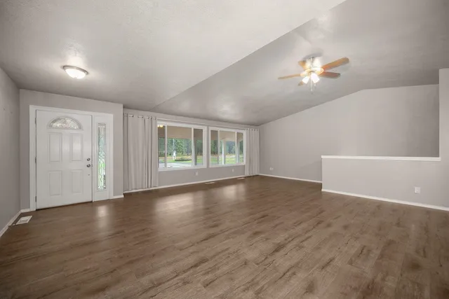 $585,000 | 7621 East Hamilton Road, Chattaroy, WA 99003