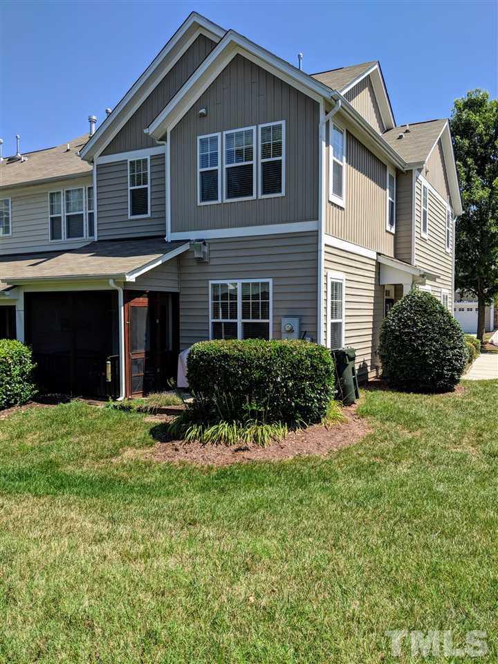 5911 Chivalry Court Raleigh, NC 27612 - Photo 2 of 24 Gallery Image 2