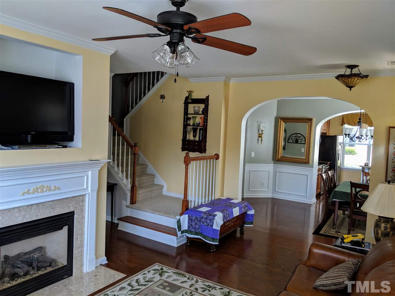 5911 Chivalry Court Raleigh, NC 27612 - Photo 5 of 24 Gallery Image 5