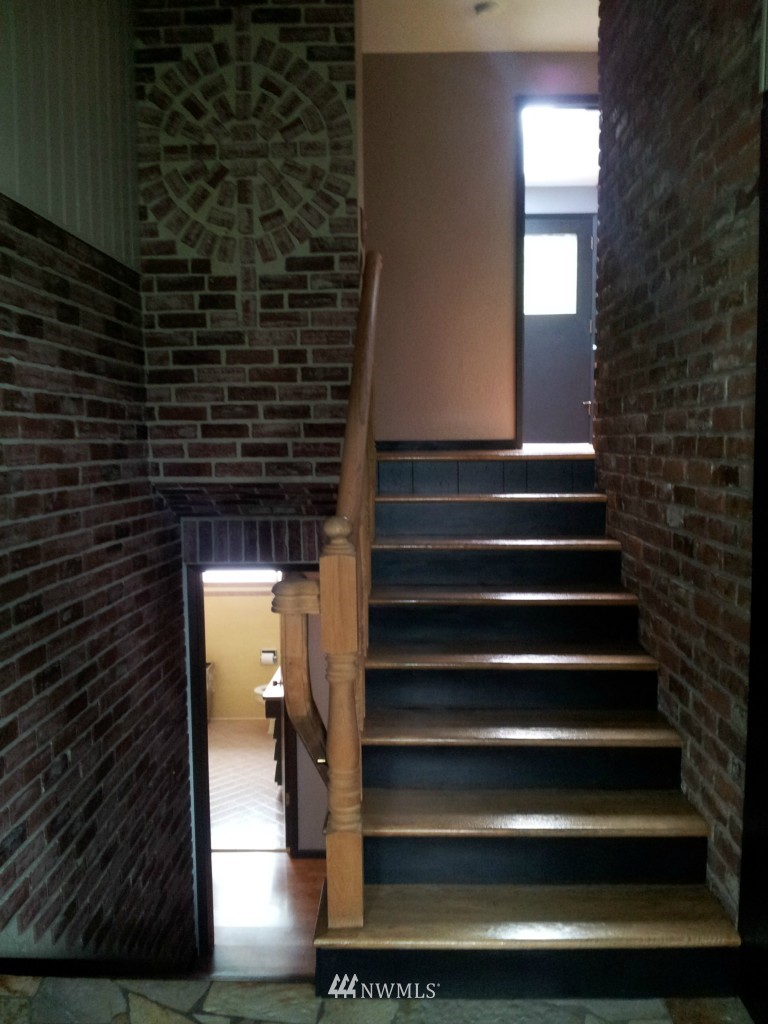 5526 South Langston Road Seattle, WA 98178 - Photo 14 of 22 Gallery Image 14