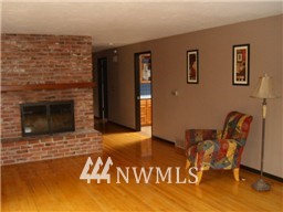 5526 South Langston Road Seattle, WA 98178 - Photo 6 of 22 Gallery Image 6