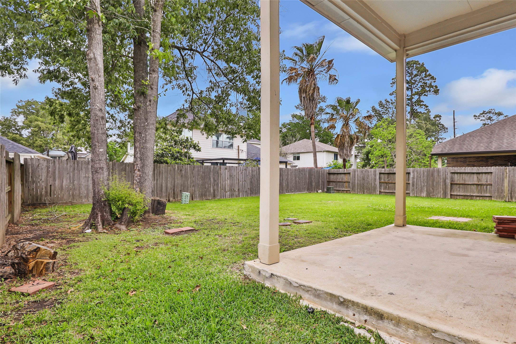 910 South Chamfer Way Crosby, TX 77532 - Photo 5 of 49