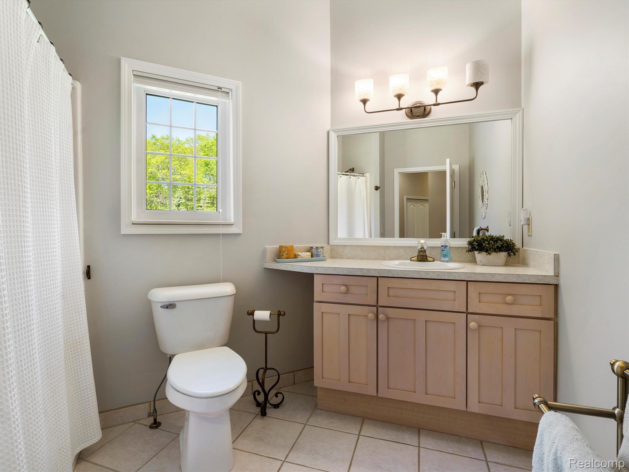 10333 Gibbs Road Clarkston, MI 48348 - Photo 46 of 87 Gallery Image 46