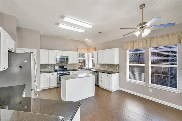 $2,800 | 7401 Centenary Drive, Rowlett, TX 75089