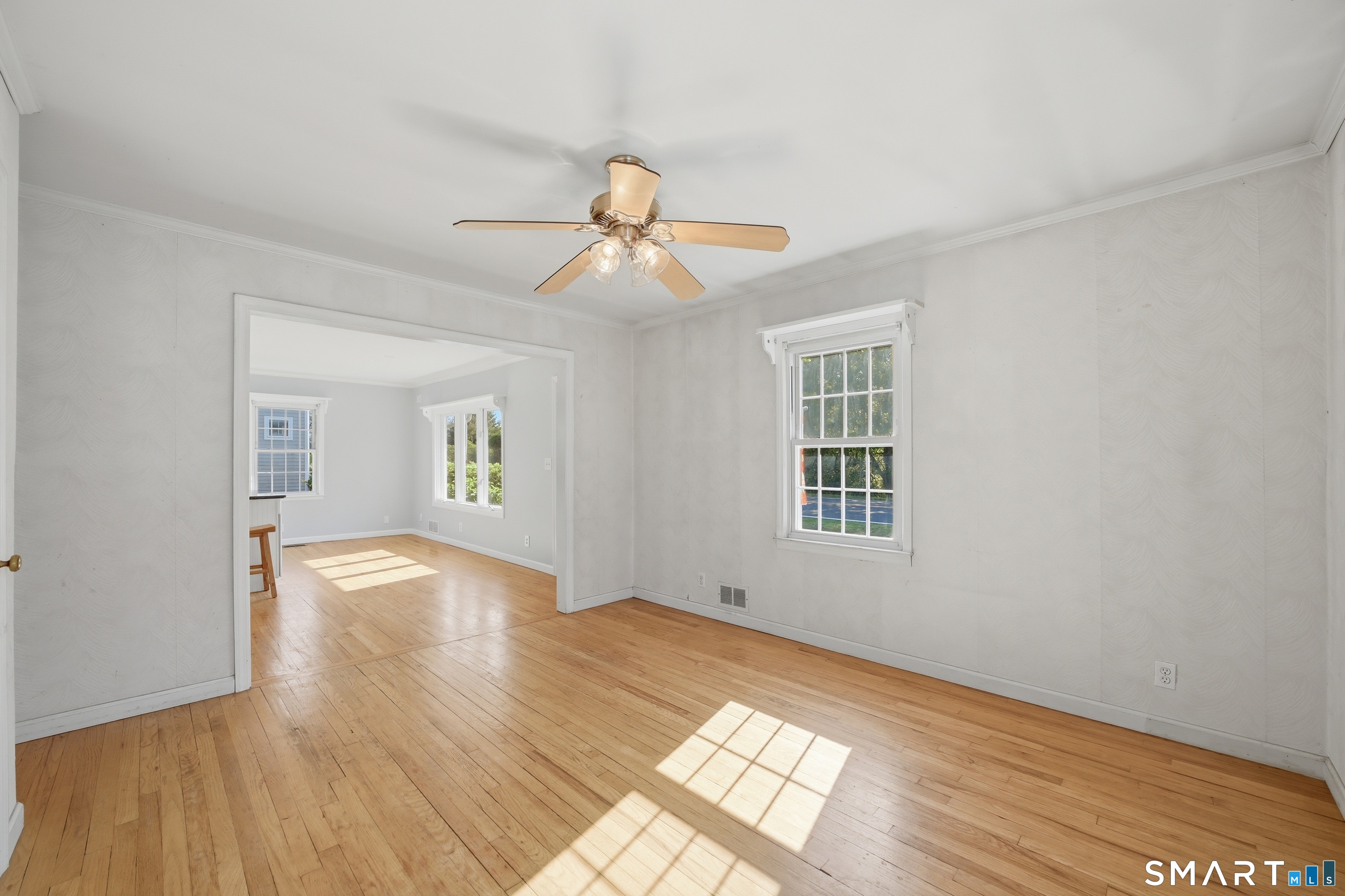 775 Stratford Road Stratford, CT 06615 - Photo 14 of 40