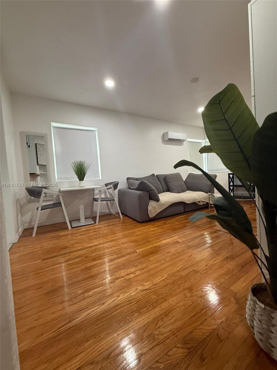 528 Northeast 70th Street, Unit TOP Miami, FL 33138 - Photo 9 of 19
