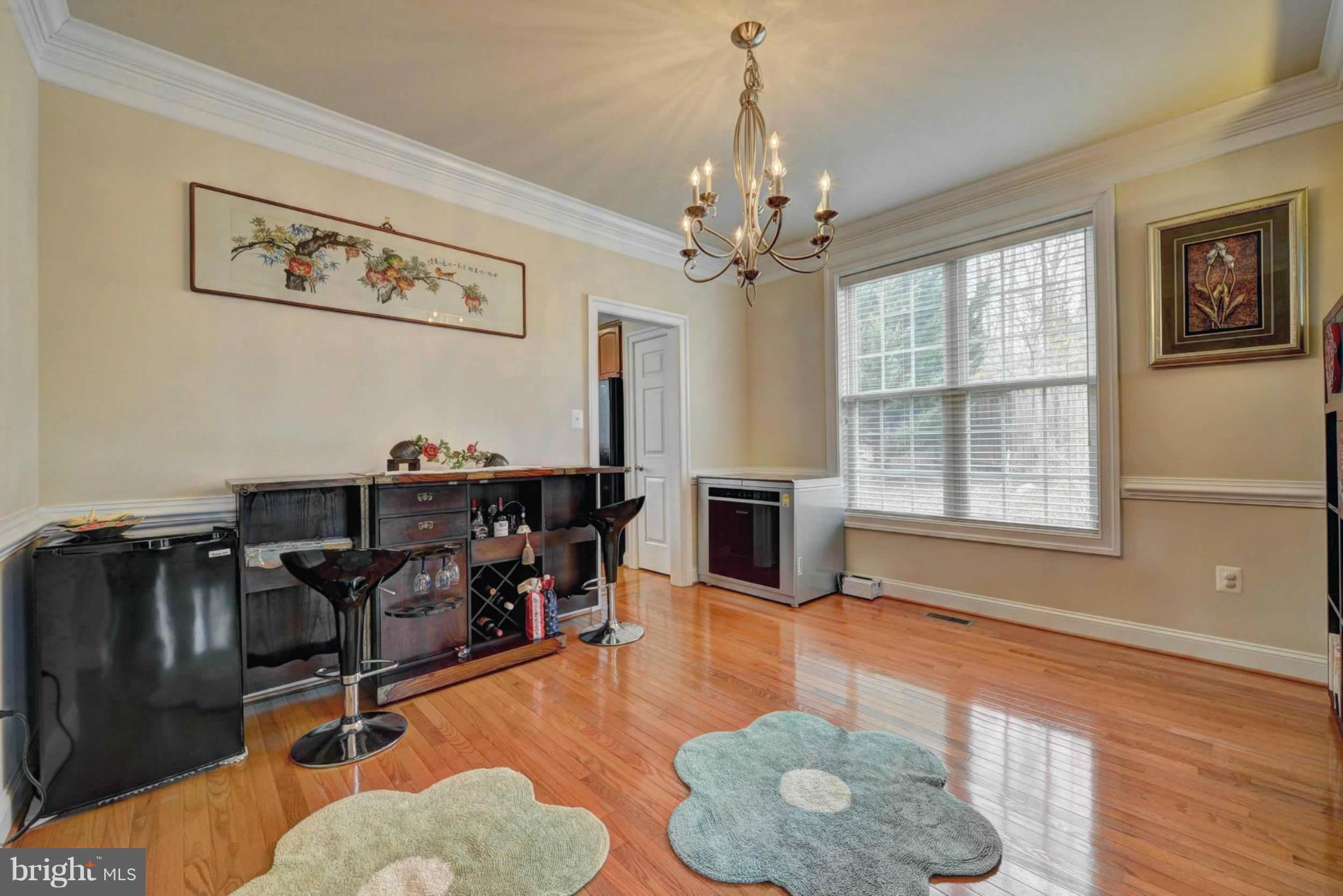 8563 Mazzello Place Springfield, VA 22153 - Photo 20 of 30 Dining Room