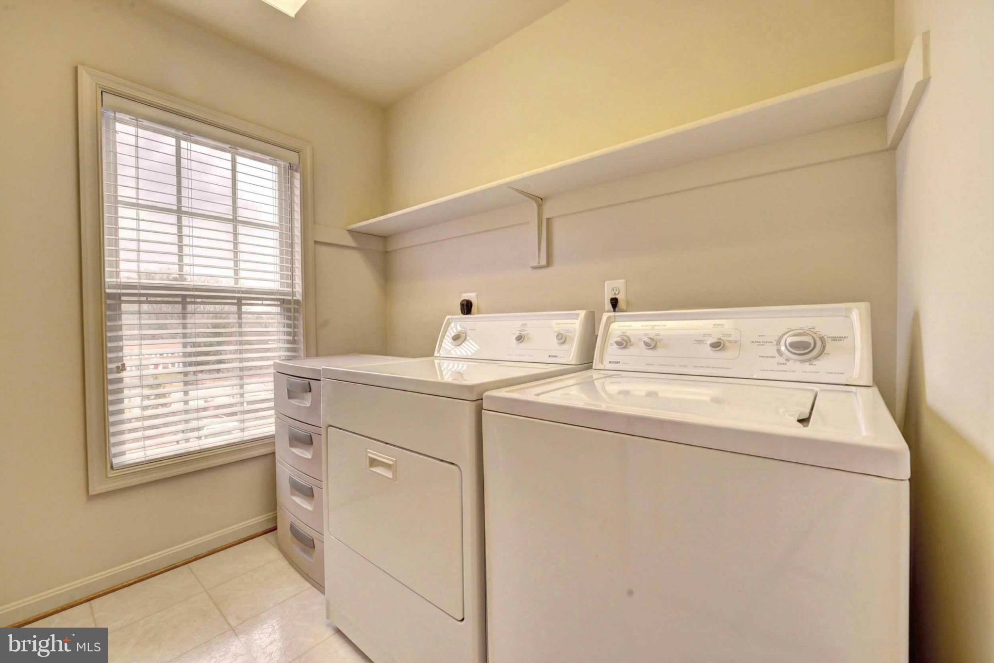 8563 Mazzello Place Springfield, VA 22153 - Photo 26 of 30 Laundry Room