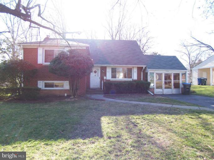 7114 Reservoir Road Springfield, VA 22150 - Photo 1 of 15 Exterior (Front)
