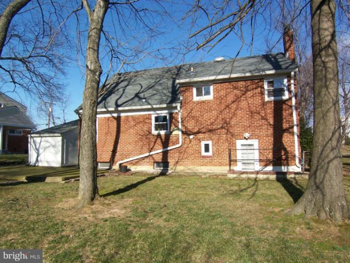 7114 Reservoir Road Springfield, VA 22150 - Photo 14 of 15 Exterior (Rear)