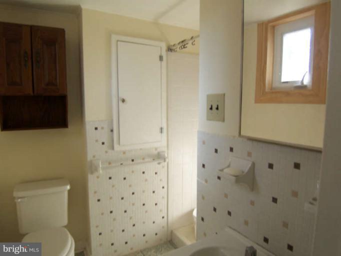 7114 Reservoir Road Springfield, VA 22150 - Photo 10 of 15 Bath
