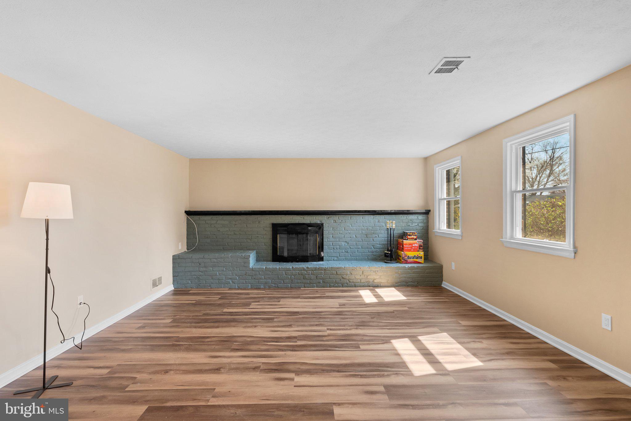 7401 Miller Fall Road Derwood, MD 20855 - Photo 6 of 43 Gallery Image 6