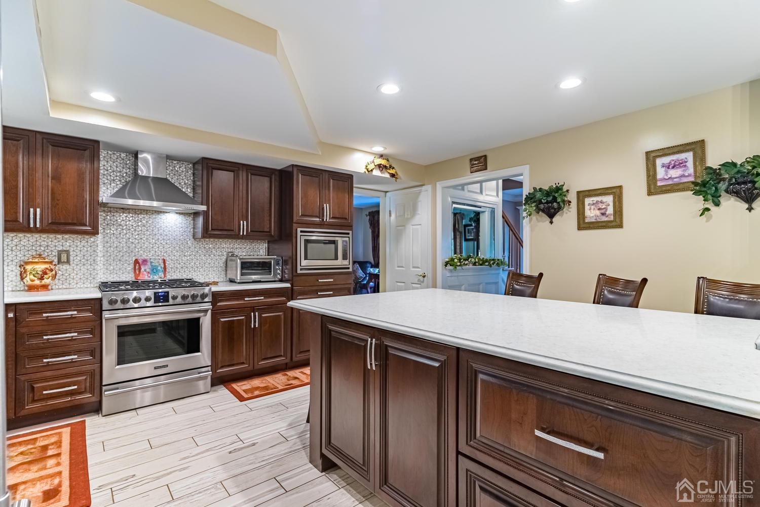 81 Bennett Road Old Bridge, NJ 07747 - Photo 5 of 28 Gallery Image 5