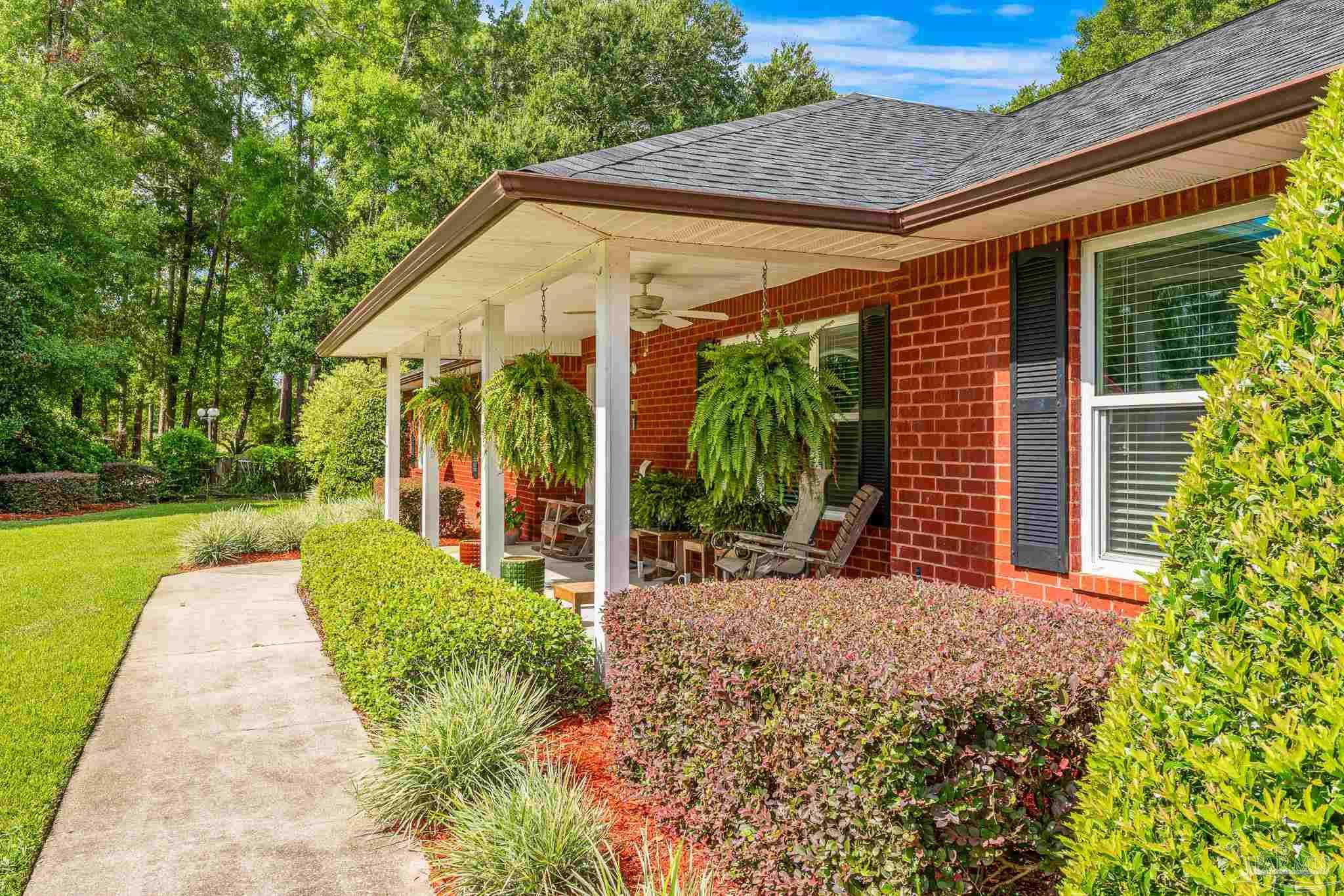 5217 Emerald Drive Pace, FL 32571 - Photo 4 of 50 Gallery Image 4