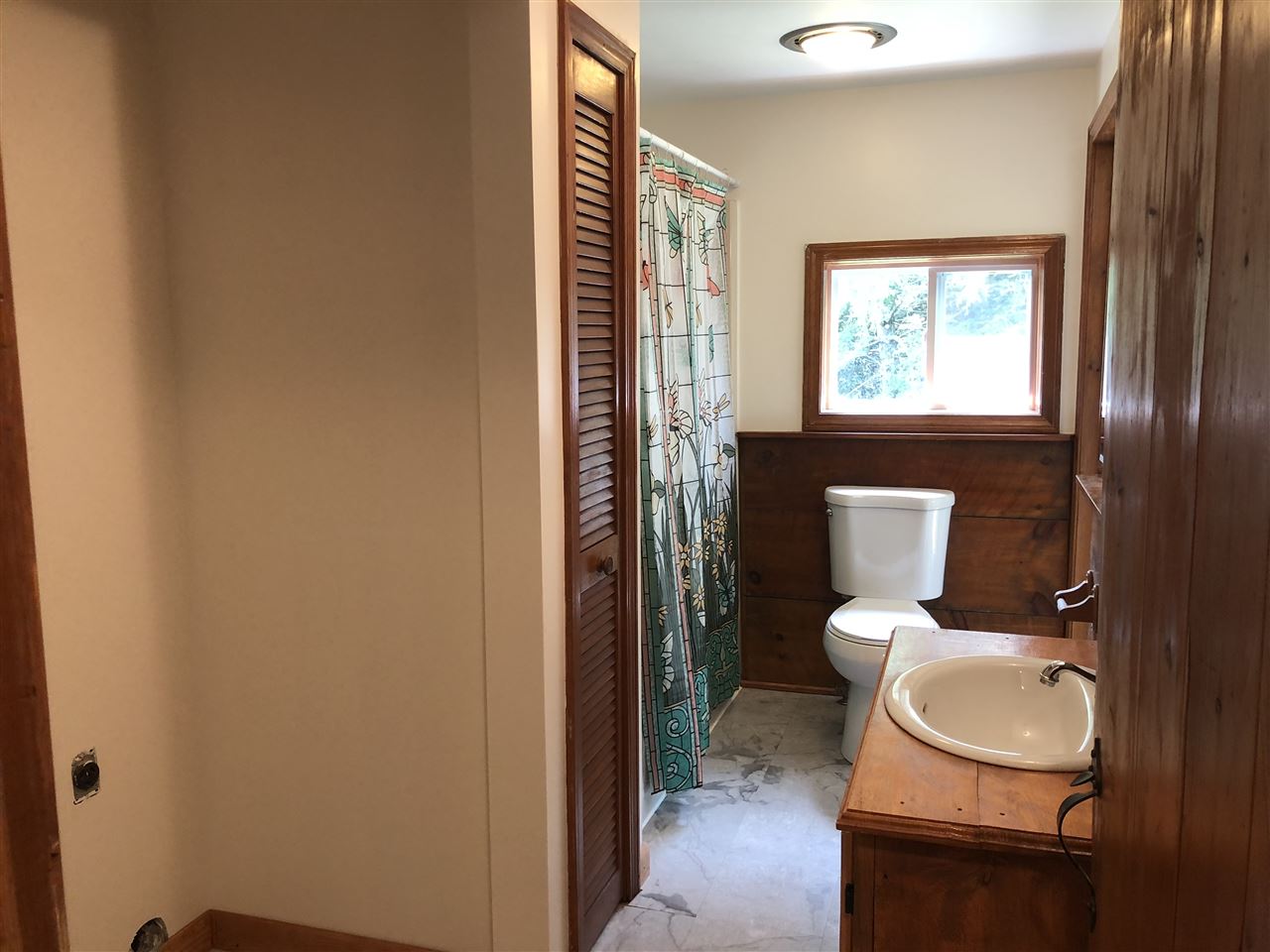 1647 Dover Road Epsom, NH 03234 - Photo 17 of 36