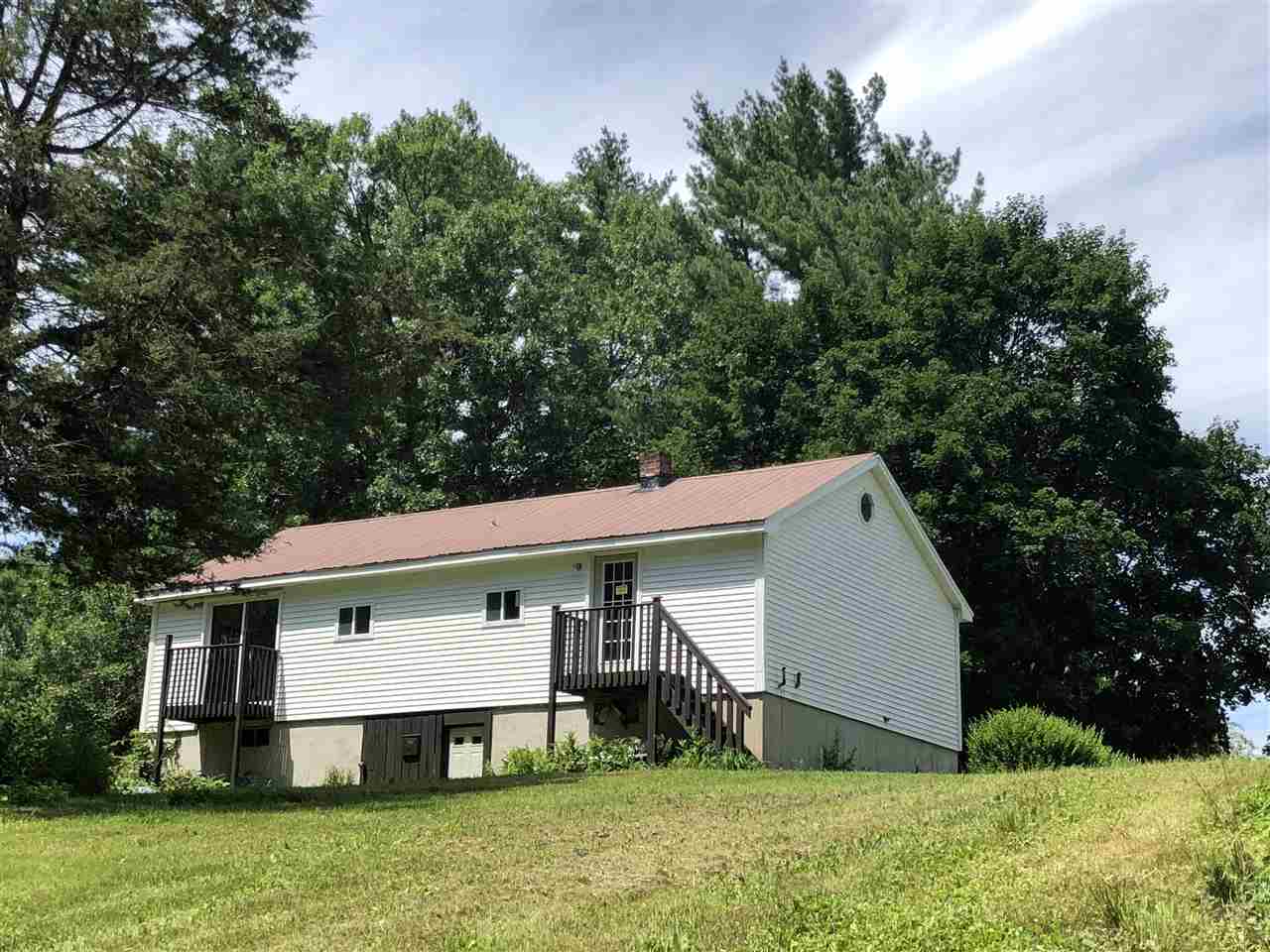 1647 Dover Road Epsom, NH 03234 - Photo 31 of 36