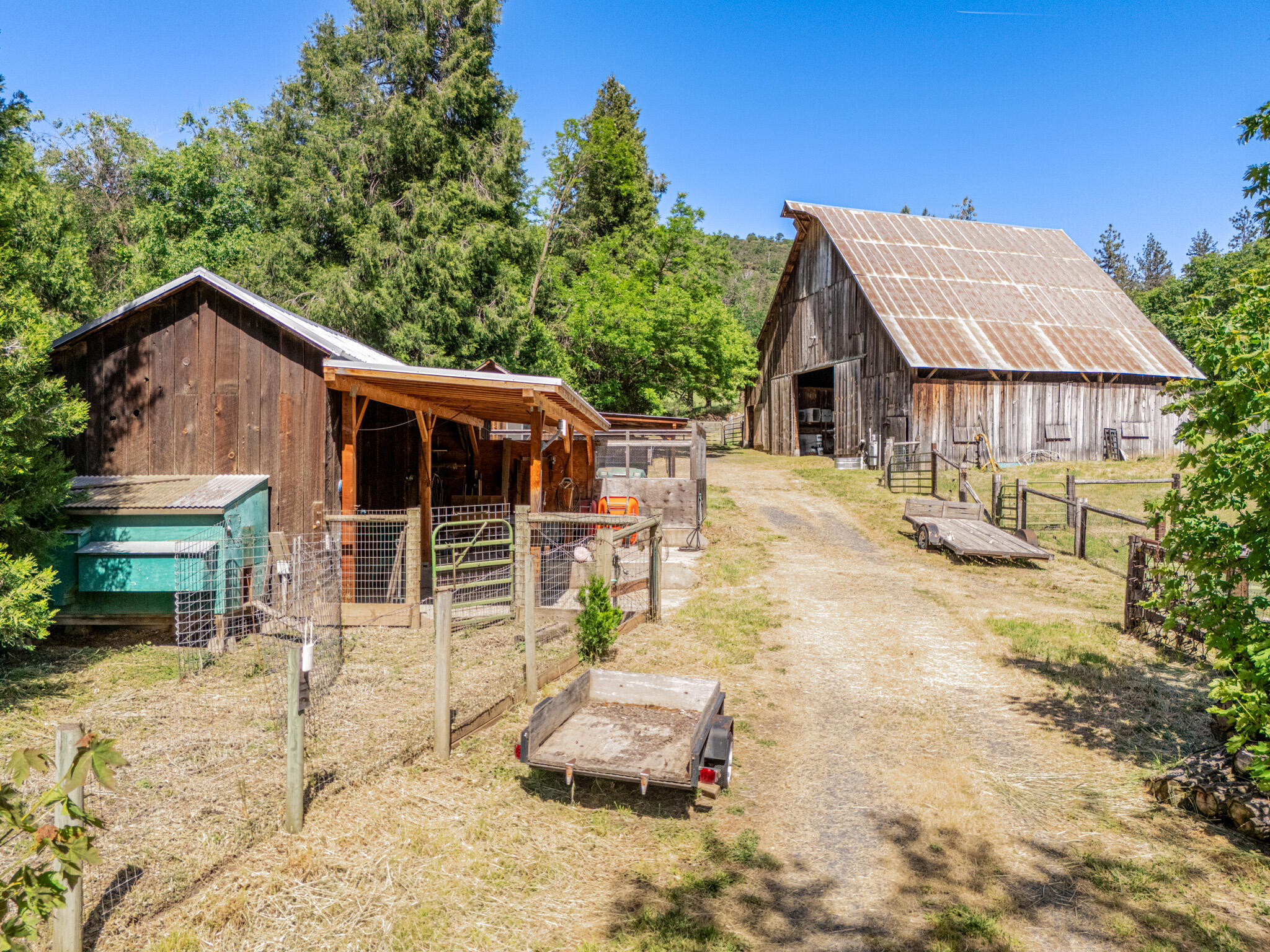 6180 Little Applegate Road Jacksonville, OR 97530 - Photo 42 of 59 DJI_20250520153610_0358_D-HDR