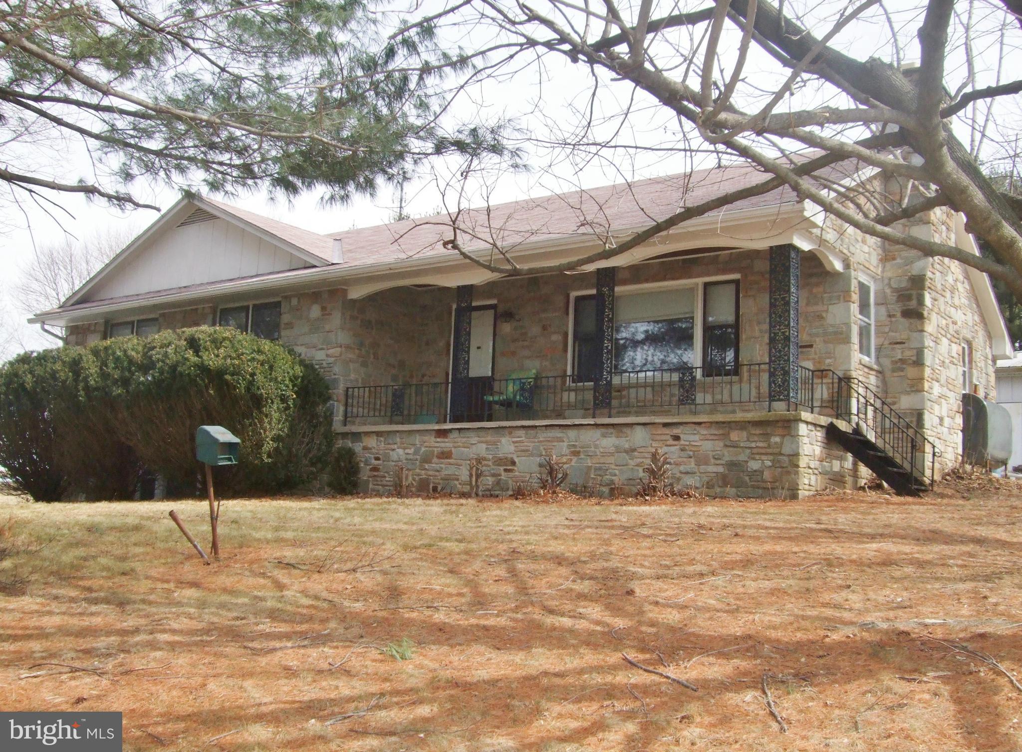 Exterior (Front)