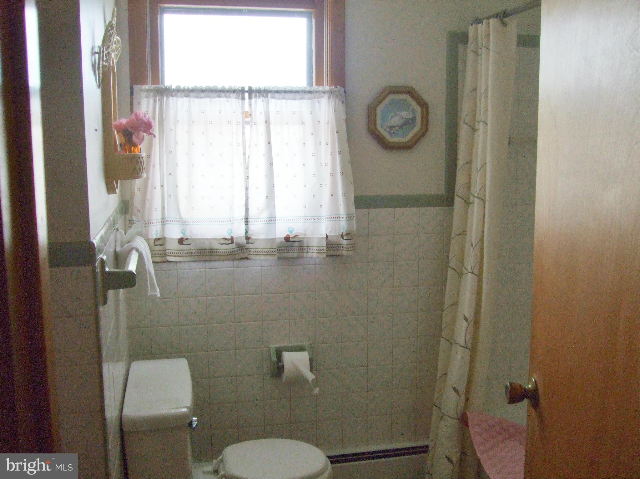 440 Warfieldsburg Road Westminster, MD 21157 - Photo 14 of 26 Bath