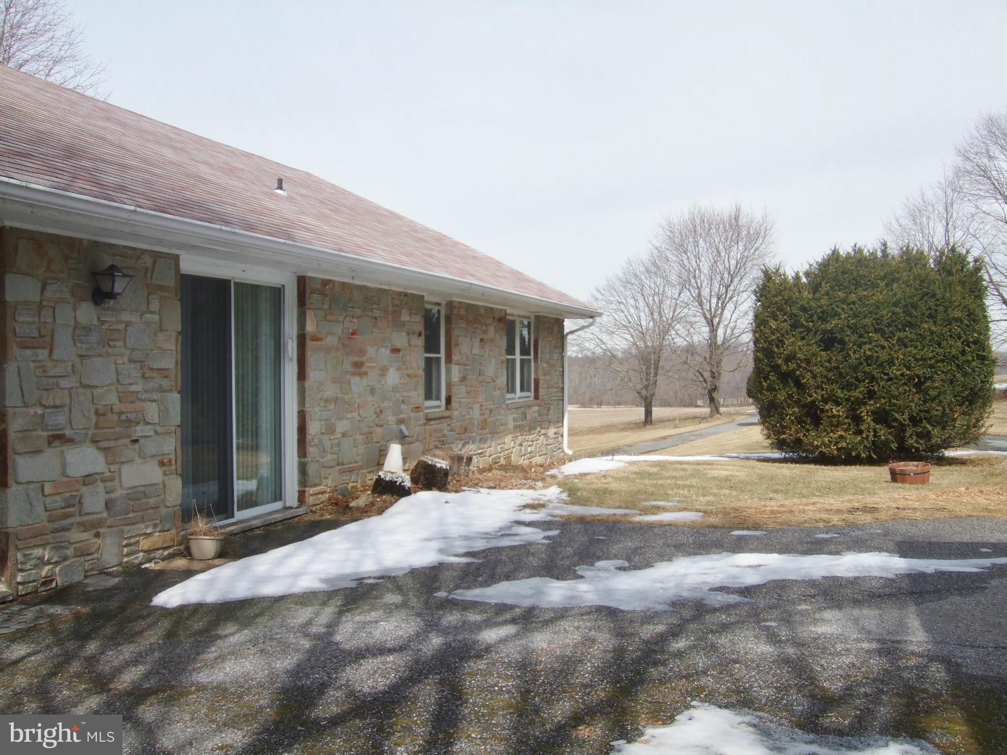 440 Warfieldsburg Road Westminster, MD 21157 - Photo 7 of 26 Exterior (General)