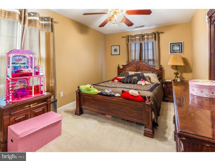 47 Chapel Hill Road Mount Laurel, NJ 08054 - Photo 15 of 25