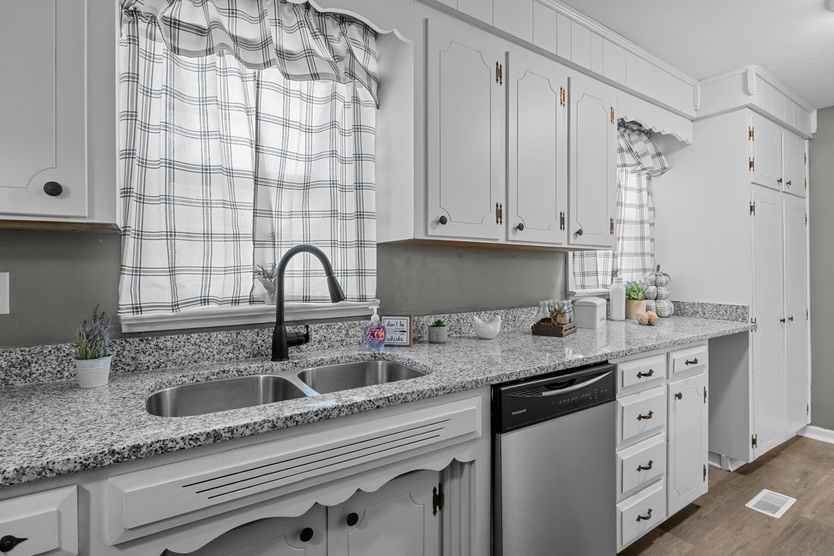 280 Blackberry Road Camden, TN 38320 - Photo 17 of 45 Gallery Image 17