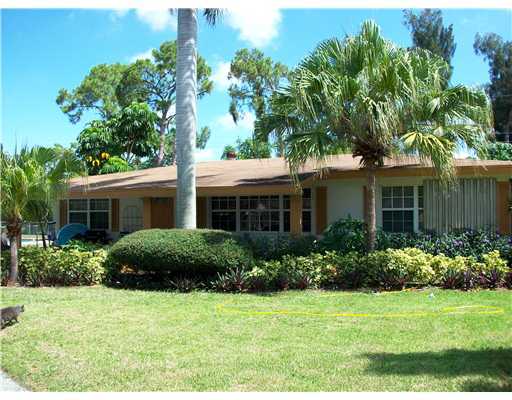 5315 Van Buren Road Delray Beach, FL 33484 - Photo 1 of 17 Primary Photo
