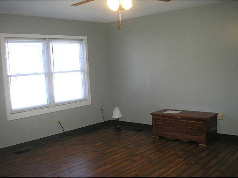 1337 Rutland Avenue Springfield, OH 45505 - Photo 3 of 22