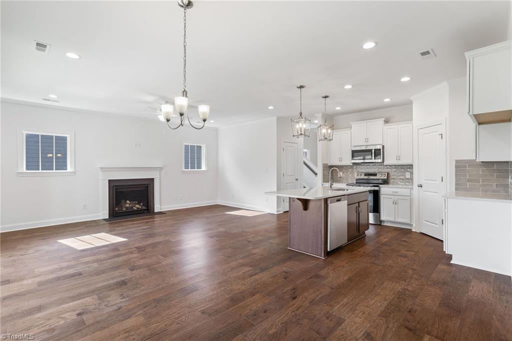 1675 Ashmead Lane Clemmons, NC 27012 - Photo 6 of 47