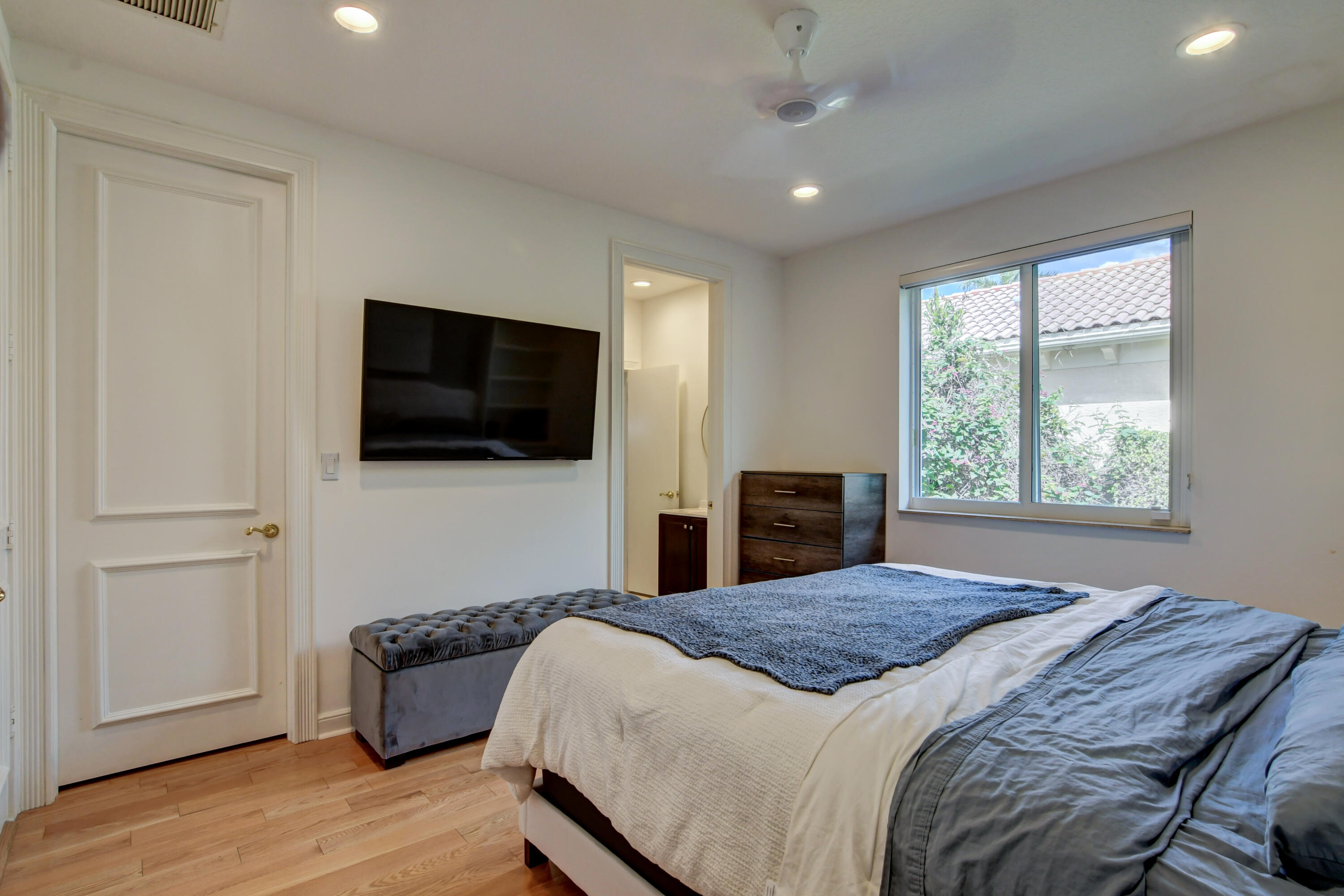 4642 Bocaire Boulevard Boca Raton, FL 33487 - Photo 57 of 95 76_dsc_8896_897_898_899_900