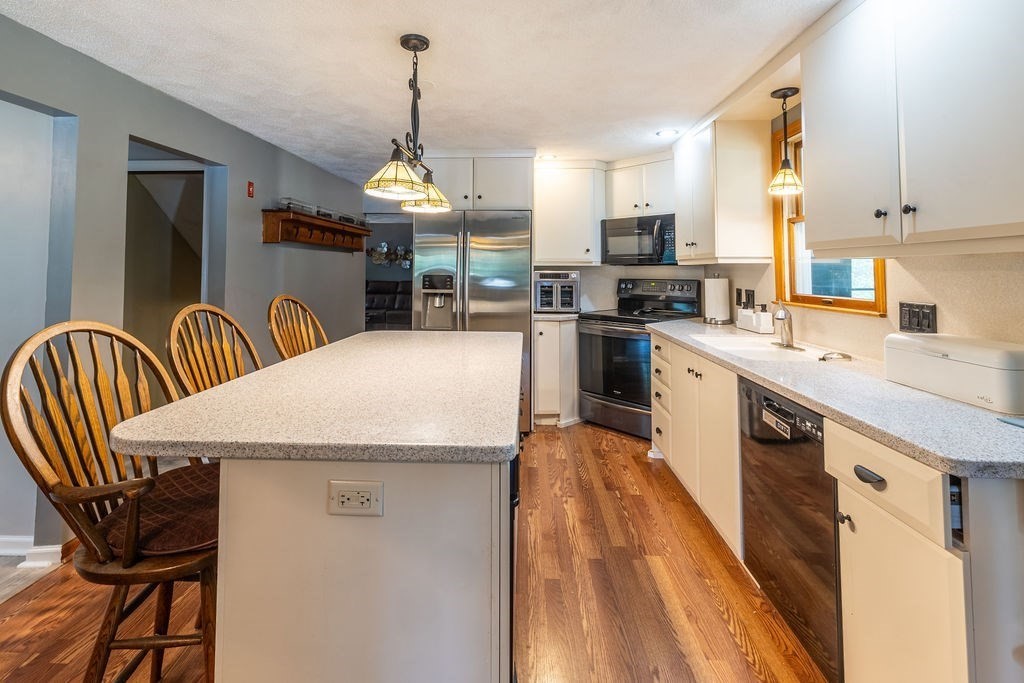 148 South Street Reading, MA 01867 - Photo 19 of 42