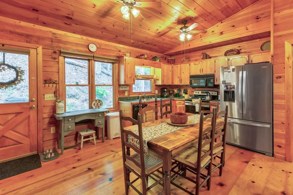 9 Briar Creek Road Ellijay, GA 30540 - Photo 17 of 32