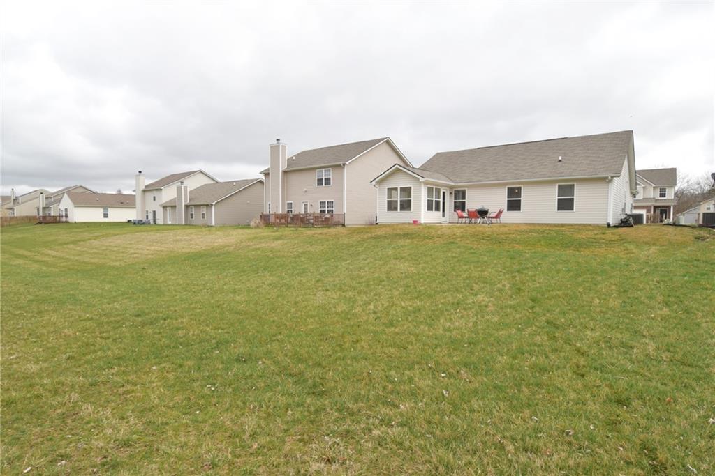 4296 Raintree Road Indianapolis, IN 46234 - Photo 4 of 24