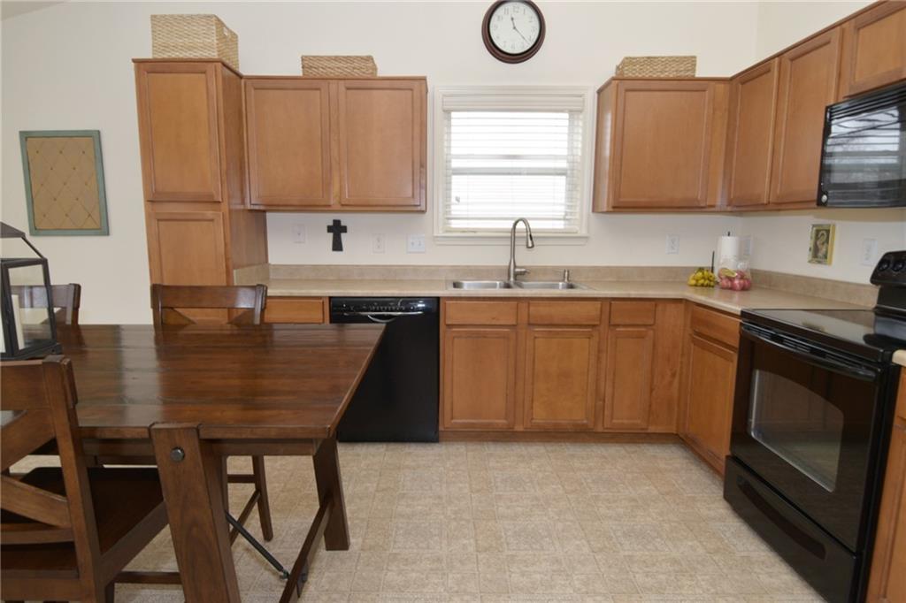4296 Raintree Road Indianapolis, IN 46234 - Photo 5 of 24