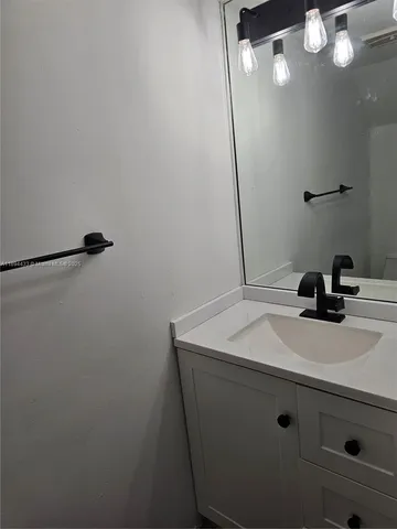 $530,000 | 10142 Southwest 77th Court, Unit 10142, Miami, FL 33156