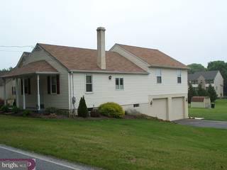 103 Cedarcroft Road Kennett Square, PA 19348 - Photo 1 of 6 Gallery Image 1