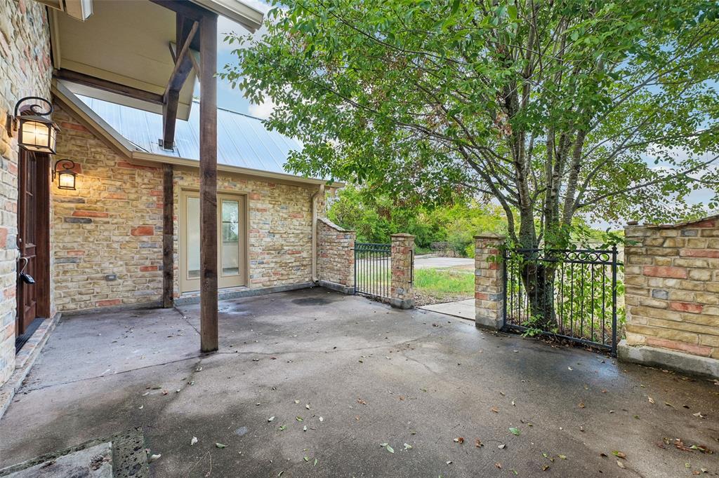 6620 Montgomery Road Midlothian, TX 76065 - Photo 5 of 36 Gallery Image 5